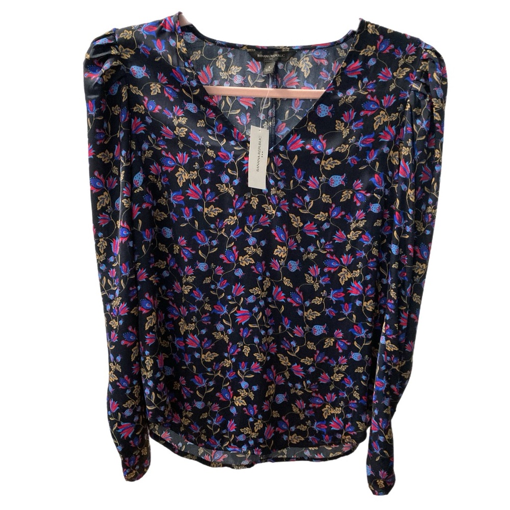 Banana Republic size Small puff sleeve floral blouse New w Tags! A19